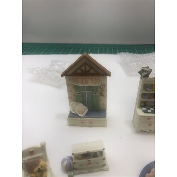 NIB Old Stock. 6 piece Avon Victorian Memories Miniature Nursery Vintage NOS - Picture 6 of 12